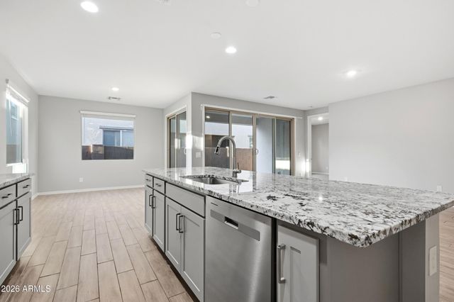 9426 E SATURN Avenue, Mesa, AZ 85212