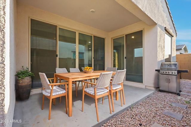 9426 E SATURN Avenue, Mesa, AZ 85212