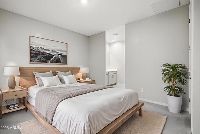 9426 E SATURN Avenue, Mesa, AZ 85212