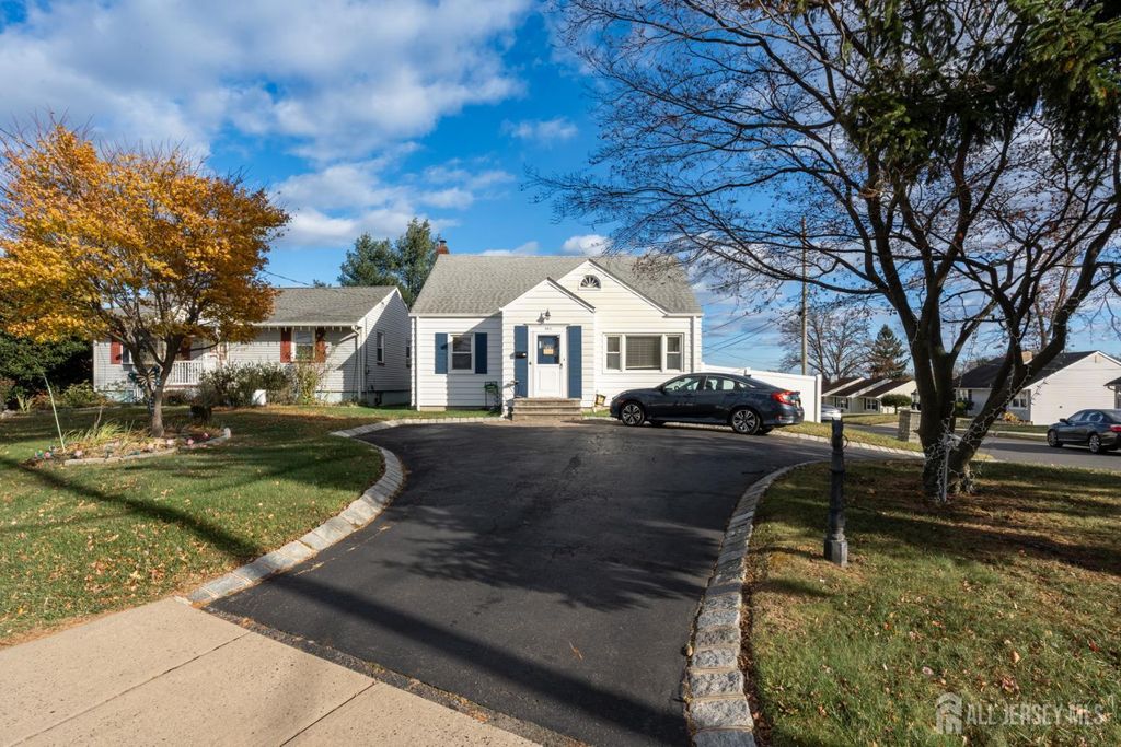 392 Old Bridge Turnpike, South River, NJ 08882