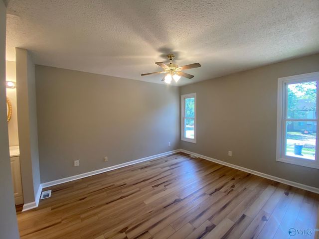 9017 Mahogany Row B, Huntsville, AL 35802