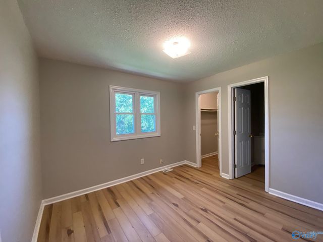 9017 Mahogany Row B, Huntsville, AL 35802