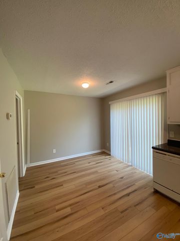 9017 Mahogany Row B, Huntsville, AL 35802