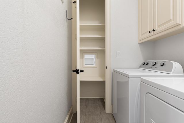 3949 Hanover Place, Tyler, TX 75701