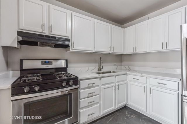 6700 S South Shore Drive 5E, Chicago, IL 60649