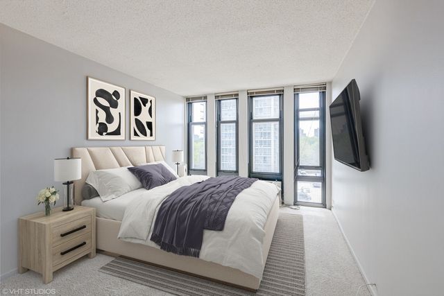 6700 S South Shore Drive 5E, Chicago, IL 60649