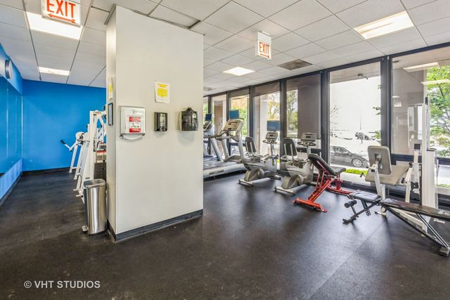 6700 S South Shore Drive 5E, Chicago, IL 60649