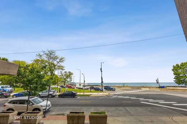 6700 S South Shore Drive 5E, Chicago, IL 60649