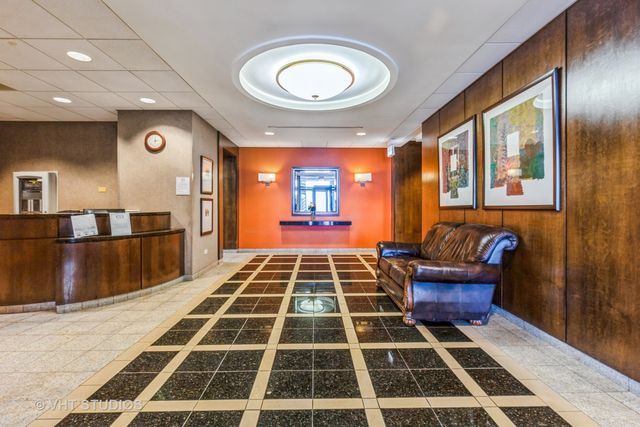 6700 S South Shore Drive 5E, Chicago, IL 60649