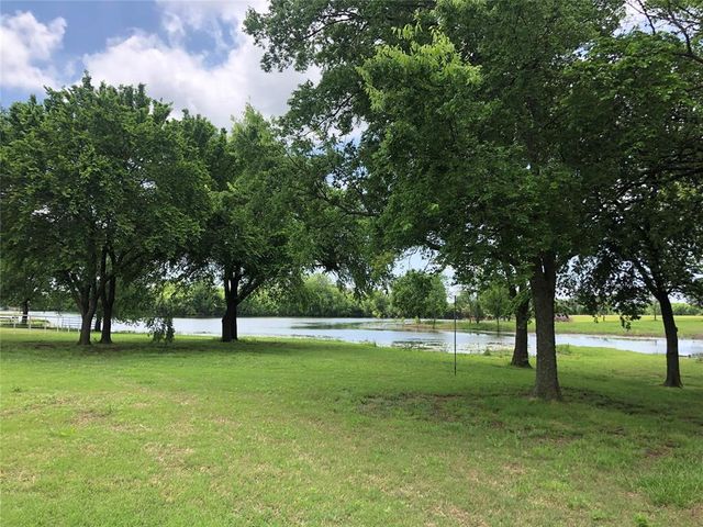 340 N 84th Street, Noble, OK 73068