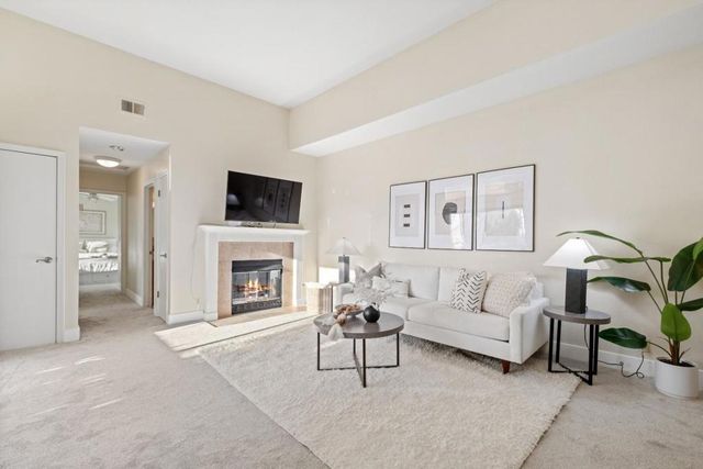 1309 Fairway Entrance Drive, San Jose, CA 95131