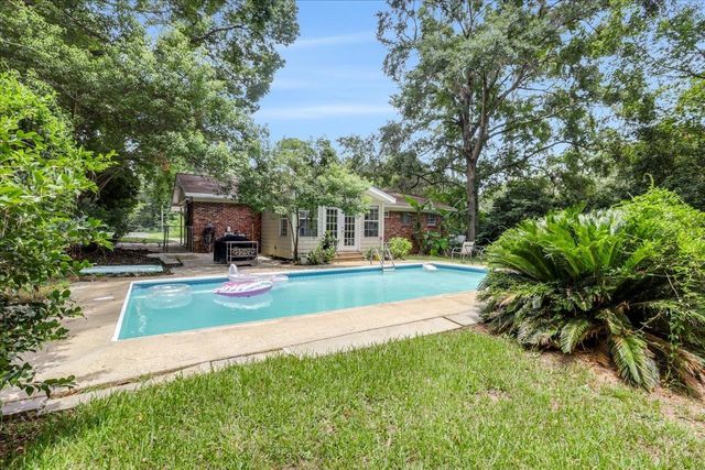 1609 Talpeco Road, Tallahassee, FL 32303