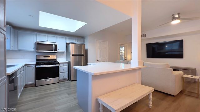 833 Aspen Peak Loop 613, Henderson, NV 89011