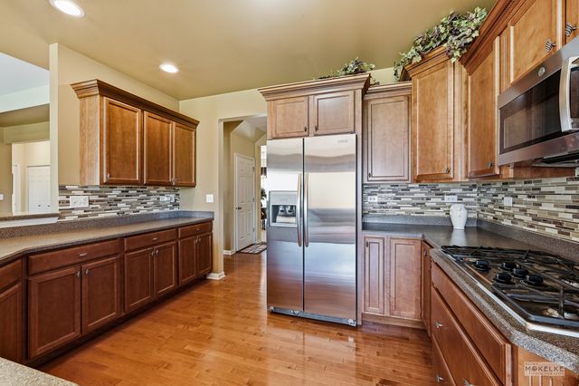 233 Willington Way, Oswego, IL 60543