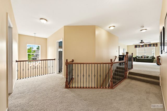 233 Willington Way, Oswego, IL 60543