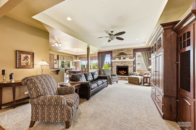 233 Willington Way, Oswego, IL 60543