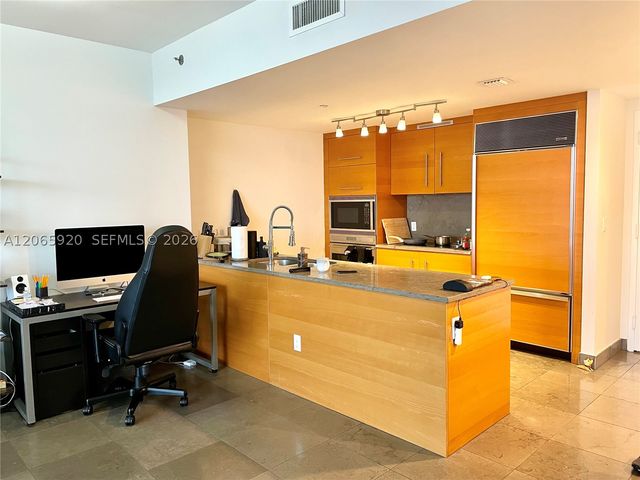 465 BRICKELL AVENUE 4906, Miami, FL 33131