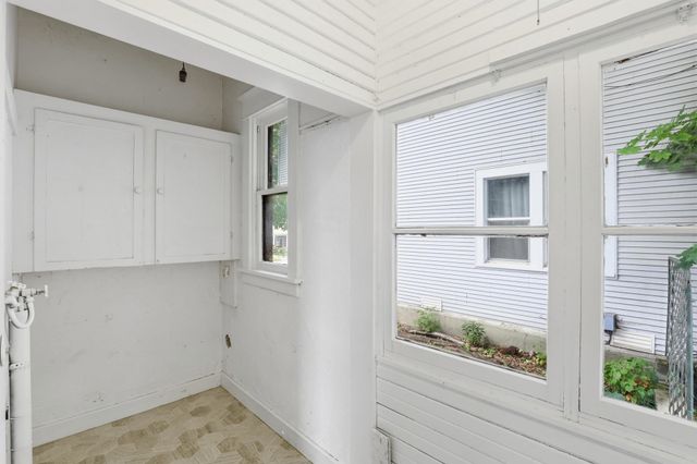 527 E Bridgeport Ave, Spokane, WA 99207