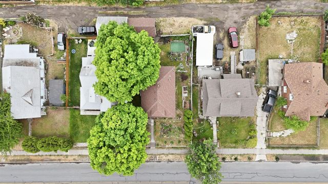 527 E Bridgeport Ave, Spokane, WA 99207