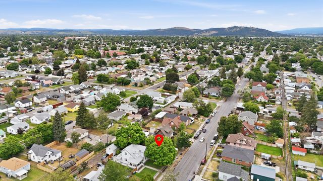 527 E Bridgeport Ave, Spokane, WA 99207