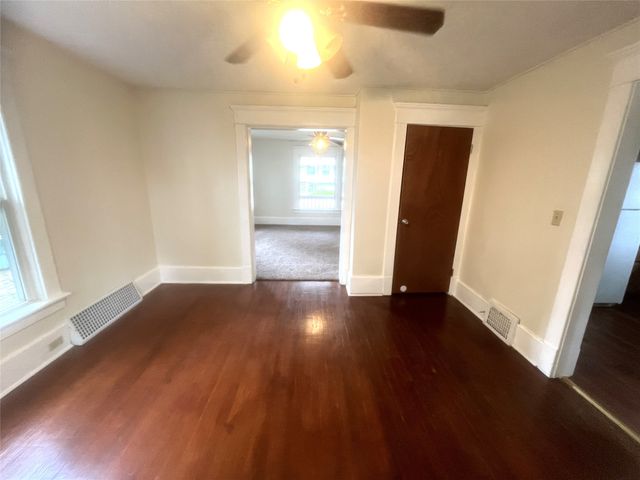 952 W 25TH Street, Erie, PA 16502