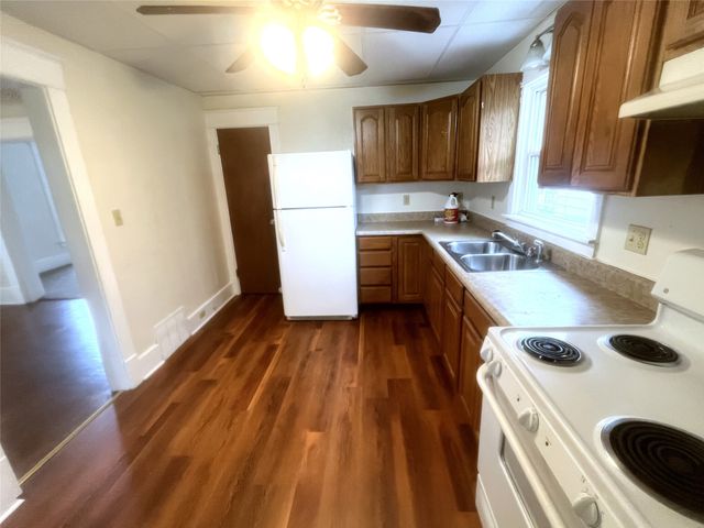 952 W 25TH Street, Erie, PA 16502