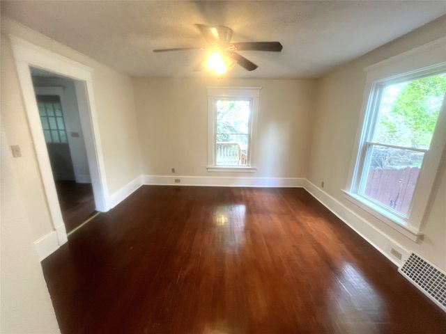 952 W 25TH Street, Erie, PA 16502