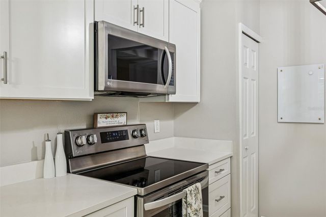 822 LANTERN WAY 102, Clearwater, FL 33765