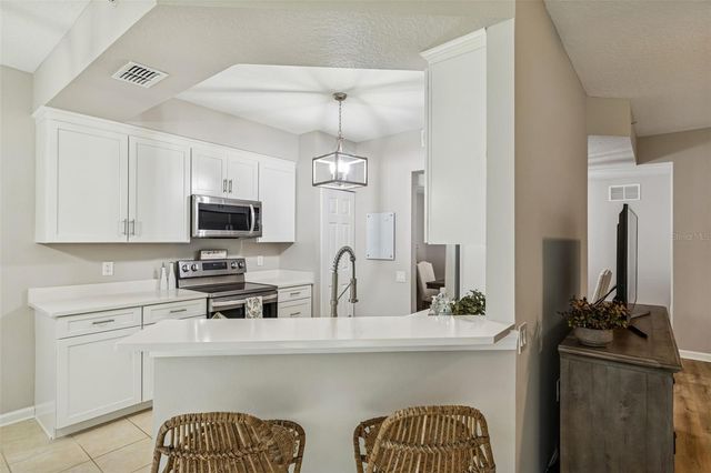 822 LANTERN WAY 102, Clearwater, FL 33765