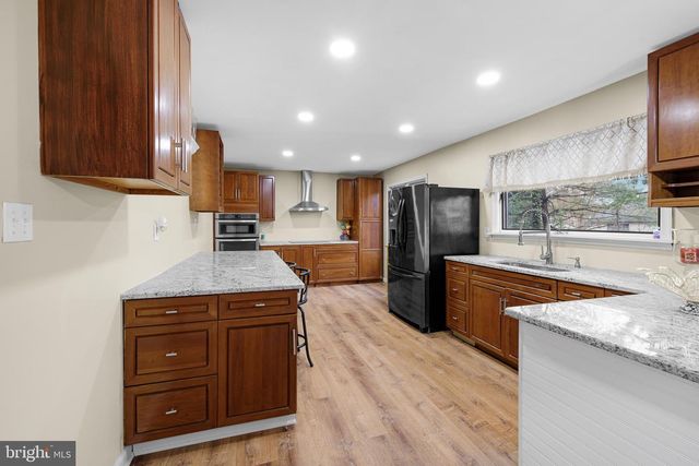 305 S RED LION TER, Bear, DE 19701