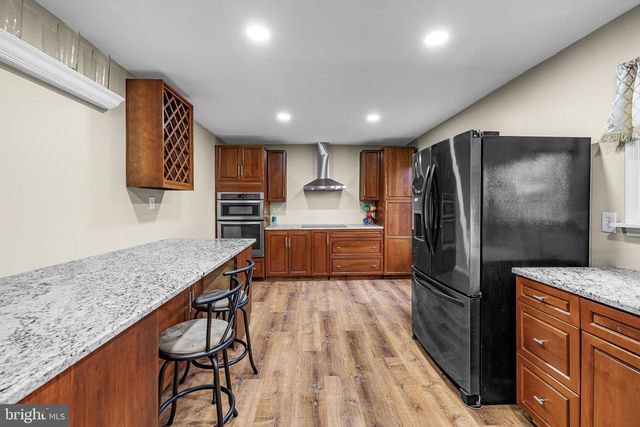 305 S RED LION TER, Bear, DE 19701