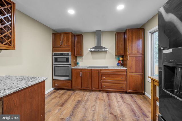 305 S RED LION TER, Bear, DE 19701