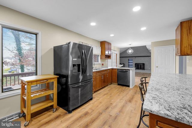 305 S RED LION TER, Bear, DE 19701