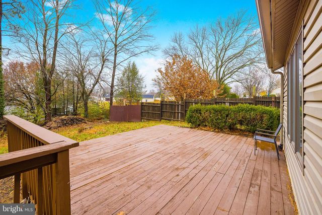 305 S RED LION TER, Bear, DE 19701