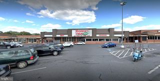 8 EAST LURAY SHOPPING CENTER #11, Luray, VA 22835