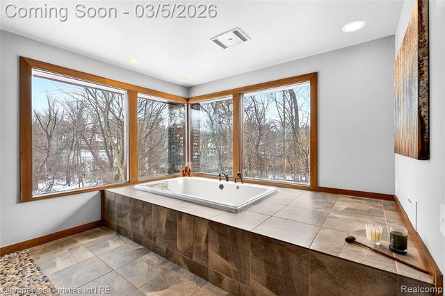 291 Barden Road, Bloomfield Hills, MI 48304