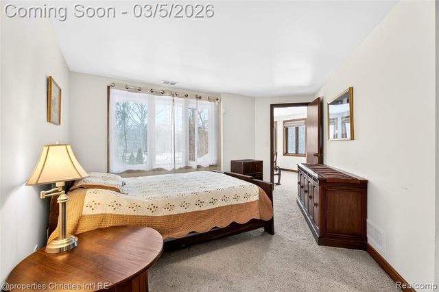 291 Barden Road, Bloomfield Hills, MI 48304