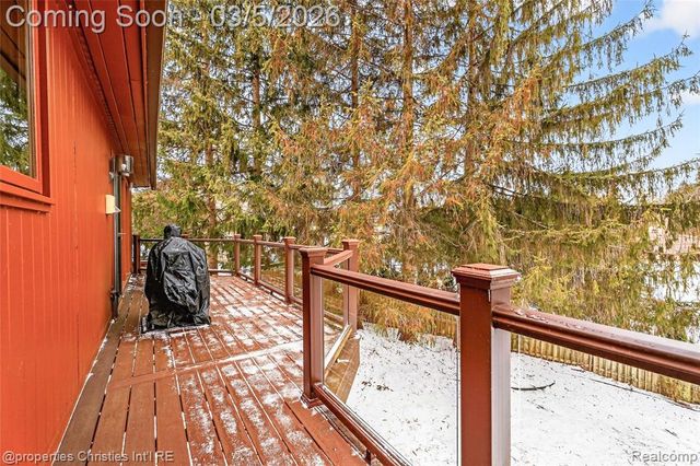 291 Barden Road, Bloomfield Hills, MI 48304