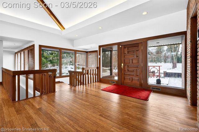 291 Barden Road, Bloomfield Hills, MI 48304