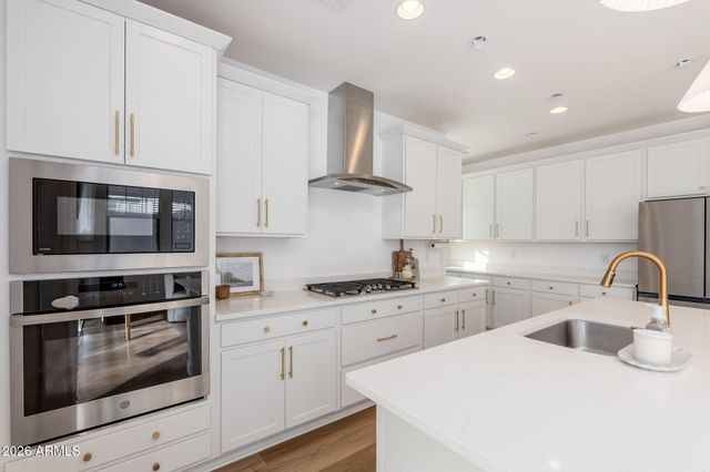 1029 W MACAW Drive, Queen Creek, AZ 85140