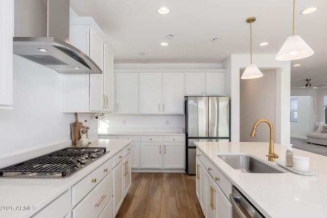 1029 W MACAW Drive, Queen Creek, AZ 85140