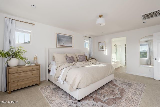 1029 W MACAW Drive, Queen Creek, AZ 85140