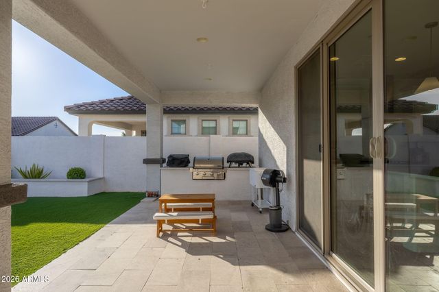 1029 W MACAW Drive, Queen Creek, AZ 85140