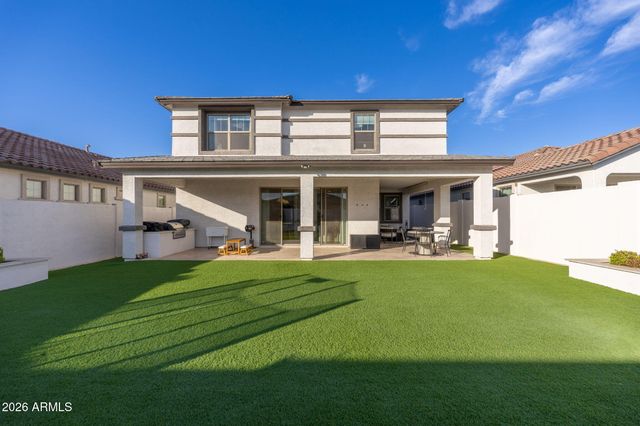 1029 W MACAW Drive, Queen Creek, AZ 85140