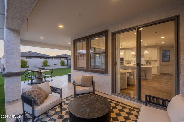1029 W MACAW Drive, Queen Creek, AZ 85140