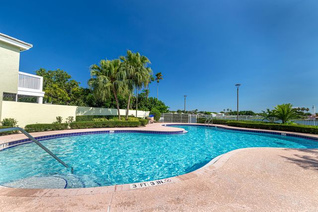 6466 Buena Vista Drive, Margate, FL 33063