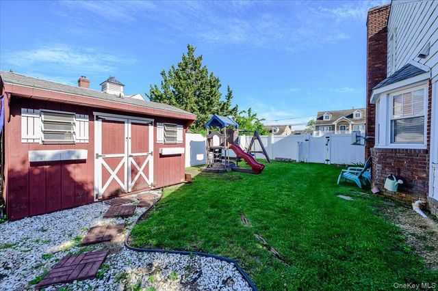 48 W 3rd Street, Freeport, NY 11520