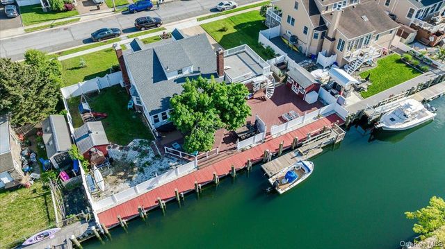 48 W 3rd Street, Freeport, NY 11520