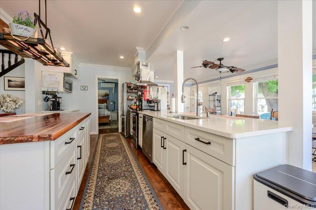 48 W 3rd Street, Freeport, NY 11520