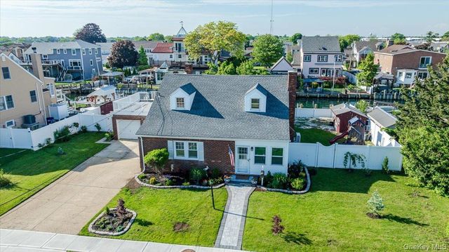48 W 3rd Street, Freeport, NY 11520